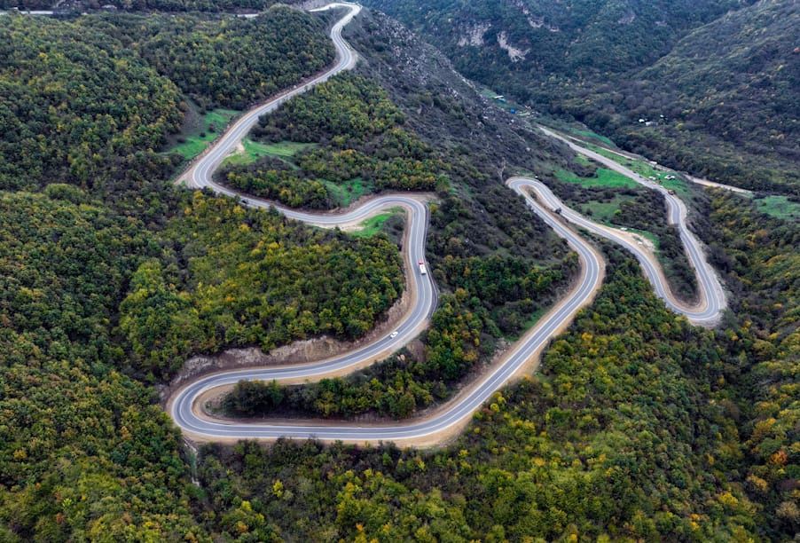 В Республике Дагестан по нацпроекту обновлено более 140 км дорожной сети